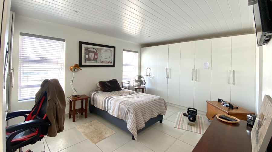 4 Bedroom Property for Sale in Dwarskersbos Western Cape
